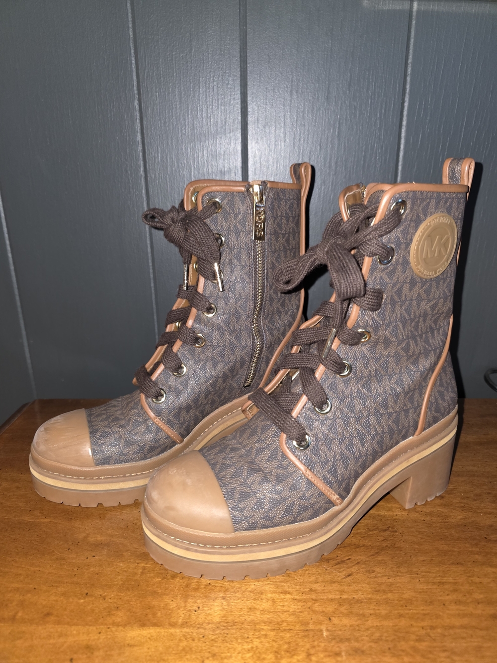 Michael Kors Brown Lace-Up Platform Boots Size 6 - Picture 6 of 16